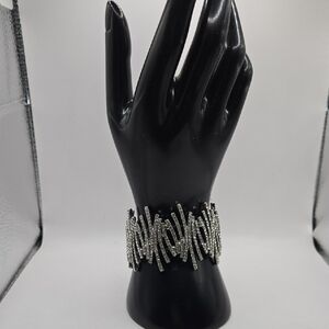 NWOT Elegant Silver Bracelet